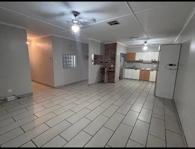 2 BEDROOM PROPERTY TO RENT IN ARBORETUM